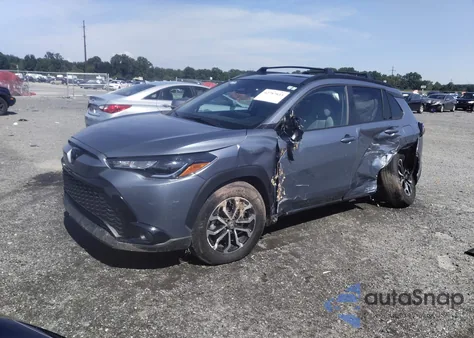 2024 Toyota Corolla Cross Hybrid Se z USA, uszkodzony, nr VIN 7MUFBABG4RV059072